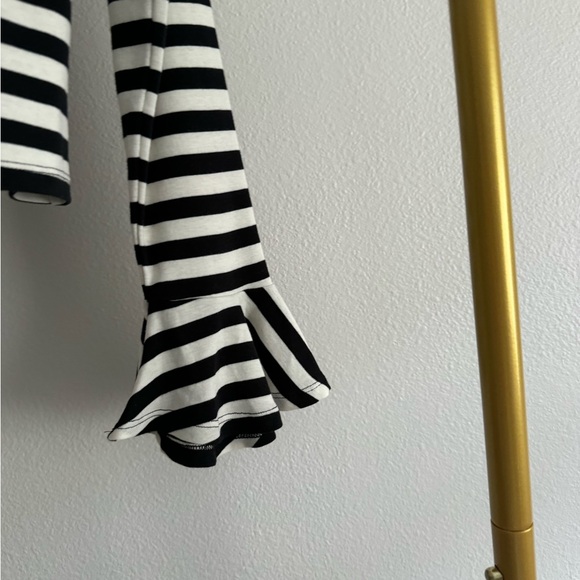 Anthropologie Maeve Flouncy White Black Striped Cotton Top Bell Sleeves Sz M - Picture 6 of 9